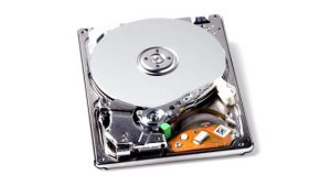 Los interiores de un disco Toshiba de 1,8"